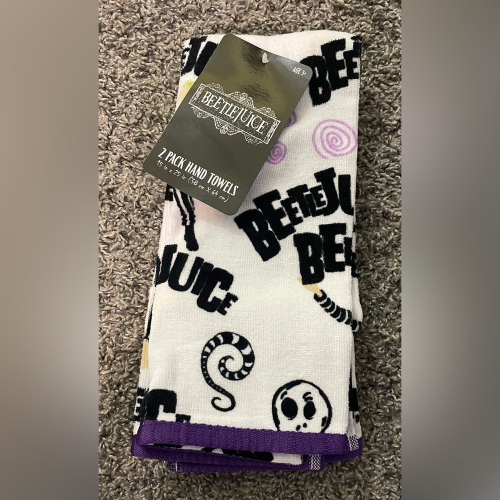 NWT Beetlejuice 2 Pack Hand Towels Halloween Kitchen Bathroom